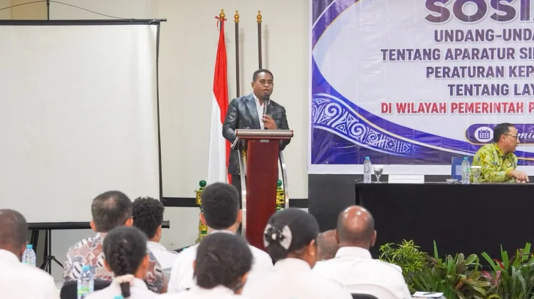 Gubernur Papua Tengah Tekankan ASN Berpedoman pada Ber-AKHLAK