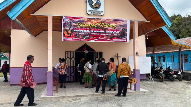 FKUB Paniai Perkuat Kerukunan Lewat Lomba Vokal Gereja Inspiratif