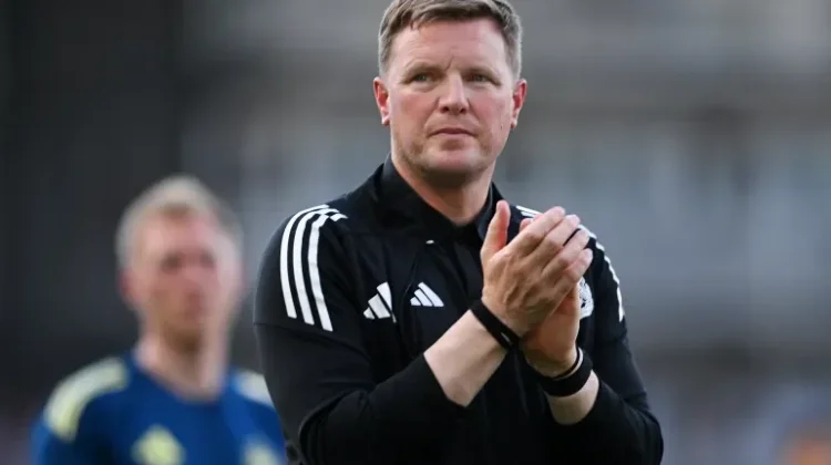 Eddie Howe Mundur, Newcastle Hadapi Awal Musim Penuh Tantangan