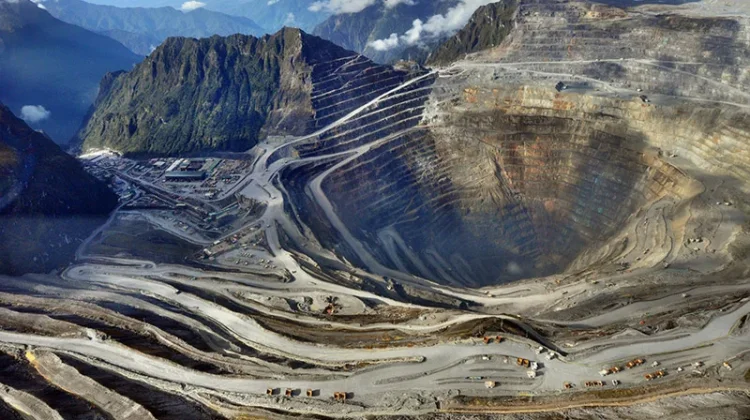 Produksi Tembaga Freeport Turun Saat Tambang Masuki Fase Transisi