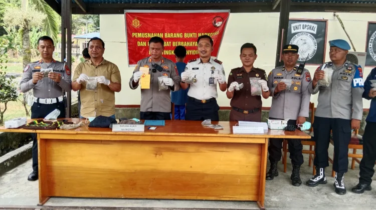 Polres Nabire Musnahkan BB Narkotika Ganja 54,46 gram Disita dari kasus ABH