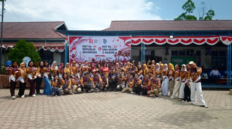 Suryati Mangallo Bawa SMA 2 Nabire Menatap Masa Depan