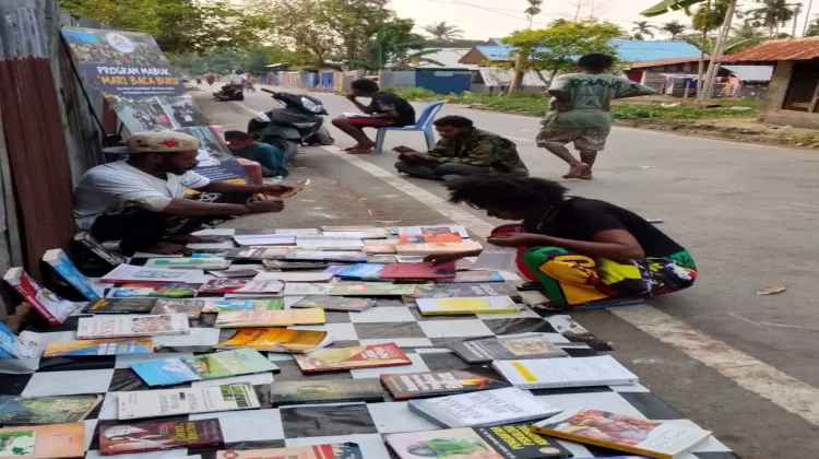Menuju Masadepan Papua yang Cerah Generasi Muda Terus Diajak yntuk Membaca