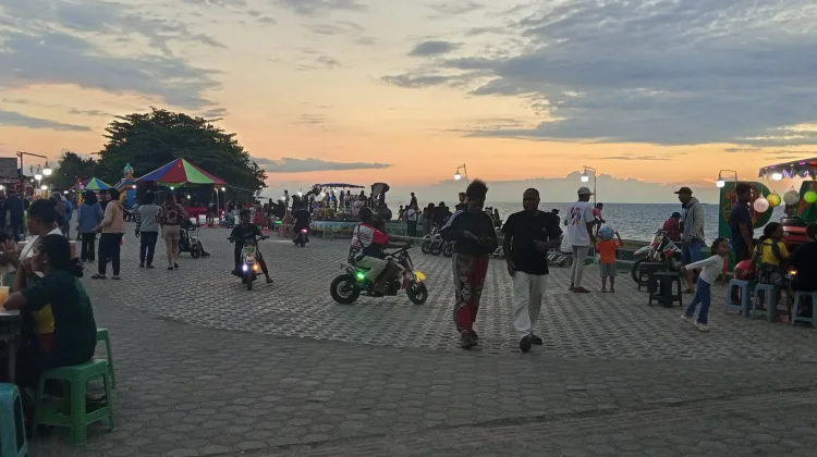 Warga Nabire Kembali Soroti Minimnya Penerangan di Kawasan Pantai Nabire