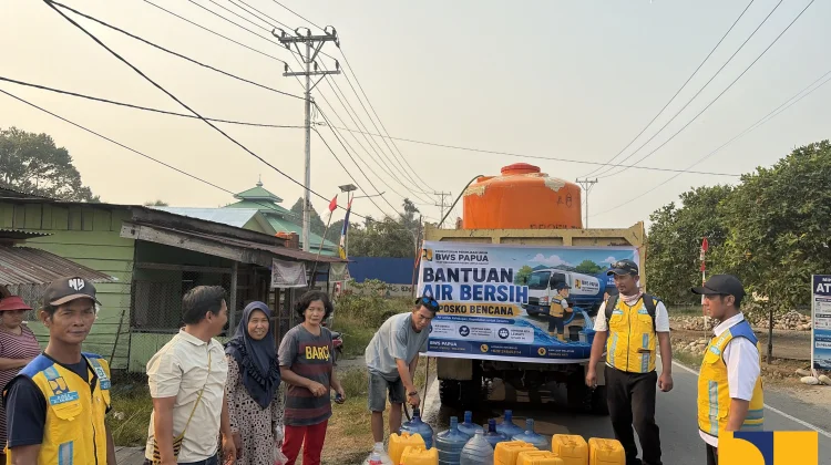 Balai Wilayah Sungai Papua Menyalurkan Air Bersih di Kabupaten Nabire