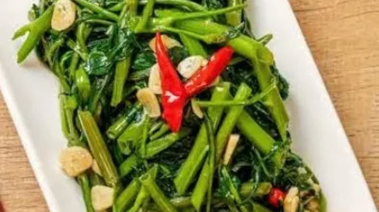Tumis Kangkung, Menu Sederhana yang Nikmat di Meja Makan