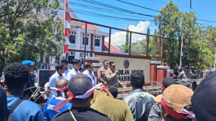 Sidang Kelima Kasus CKC di Nabire, Keluarga Korban Menuntut Keadilan Seadil-Adilny