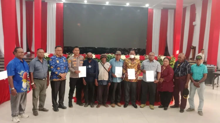 Polres Nabire Mediasi Sengketa Tanah Suku Wate dan Keluarga Nawipa