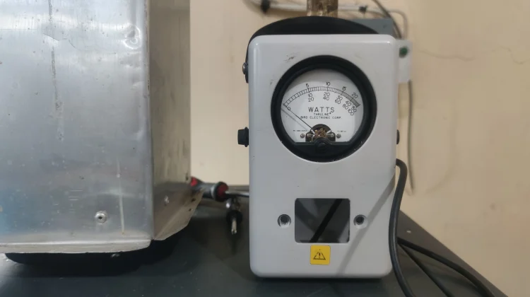 Wattmeter, Alat Ukur Daya pada Pemancar Radio