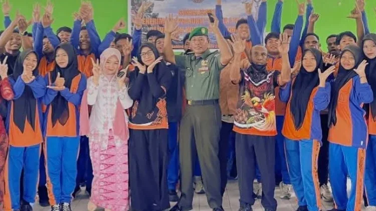 Kodim 1705/Nabire, Sosialisasi Penerimaan Prajurit TNI TA 2027 Di SMAN 1 Wanggar