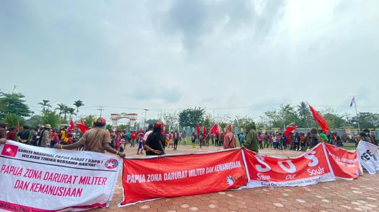 Ratusan Massa KNPB Gelar Aksi dan Sampaikan Aspirasi di DPRK Mimika