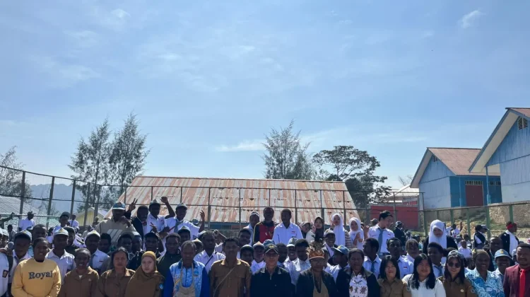 Sebanyak 500 Siswa SMAN 1 Paniai Rayakan Pancasila dan HUT Sekolah