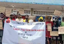 Pelajar Mahasiswa Aksi Damai di Pasar Karang Nabire