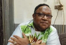 John Gobay Tegas  Mendukung Penarikan Alat Berat Kapiraya