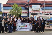 Dharma Wanita Persatuan RRI Nabire, Gelar Aksi Berbagi Takjil Serentak