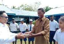 Ratusan Siswa di Nabire Barat Nikmati Perdana Program Makan Bergizi Gratis