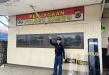 Irwil V Itwasum Polri Tinjau Polsek Kamuu Pasca Penyerangan dengan Anak Panah