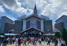 Sukacita Paskah di Gereja Katedral Tiga Raja, Umat Diajak Bangkit dalam Iman