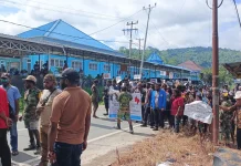 Ratusan Mahasiswa Puncak Gelar Aksi di Nabire, Tuntut Penarikan TNI Non Organik