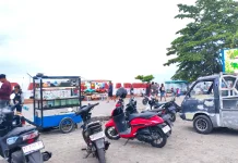 Parkiran Kendaraan Maupun Kebersihan di Area Pantai Nabire dinilai Semberaut