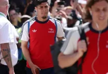 Barcelona Bidik Bek Arsenal Piero Hincapie Musim Panas Ini