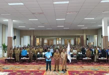Gubernur Papua Tengah Resmi Melepas Kontingen Pesparawi Nasional XIV