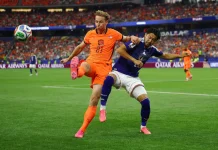 Belanda Unggul Cepat atas Swedia di Laga Grup F