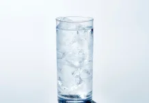 Mitos atau Fakta, Minum Air Es Bisa Bikin Gendut?