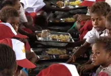 Kogabwilhan III Hadirkan Makan Bersama Gembira di Batas Batu Nduga, Sukseskan MBG