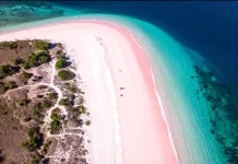 Pesona Pantai dengan Pasir Terunik di Indonesia, Keajaiban Alam yang Mendunia