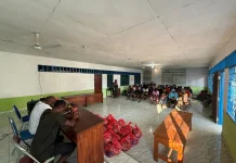 Kepala Suku Nayak Nabire Perkuat Kamtibmas Lewat Sosialisasi dan Sembako