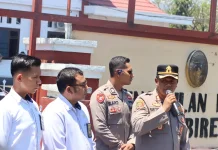 Kapolres Nabire Kawal Aksi Aspirasi di Pengadilan Negeri