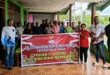 Peduli Janda dan Duda, BMP RI Papua Tengah Bagikan 40 Paket Sembako di Nabire