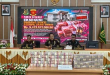 Kejari Mimika Tarik Rp5,4 Miliar Perkara Aerosport ke Kas Negara.
