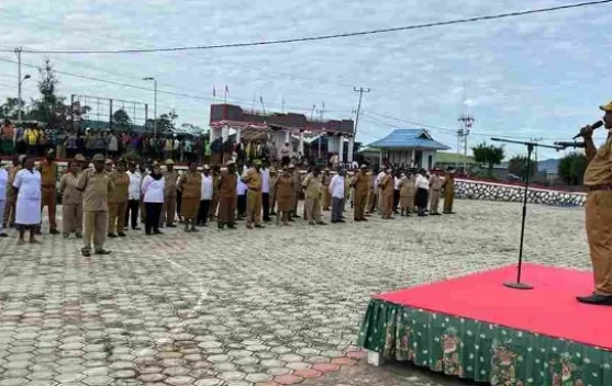 Apel Gabungan Pemkab Deiyai, ASN Ditekankan Tingkatkan Disiplin dan Profesionali