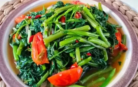 Resep Hemat Tumis Kangkung dan Telur Balado: Solusi Makan Siang Lezat Rp20 Ribuan