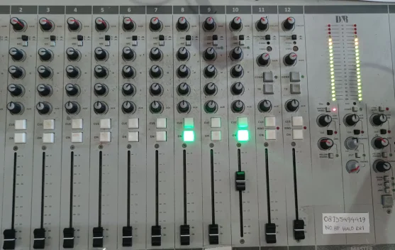 Jangan Asal Pencet, Ini Fungsi Tombol pada Mixer Audio RRI Nabire