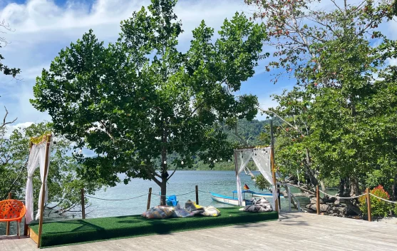 Pantai Do-Ri Nabire, Destinasi Wisata Bahari yang Nyaman dengan Fasilitas Lengkap