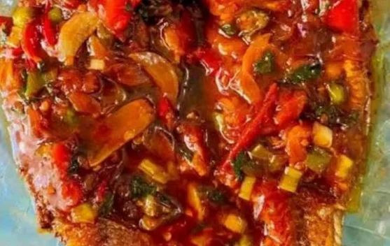 Nikmatnya Ikan Saus, Hidangan Sederhana dengan Cita Rasa Istimewa