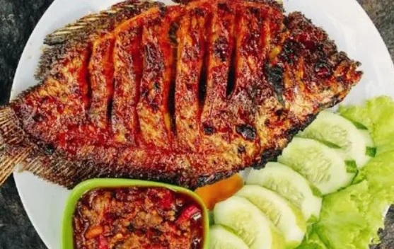Rahasia Ikan Goreng Ala Restoran, Gurih, Renyah, dan Bikin Ketagihan