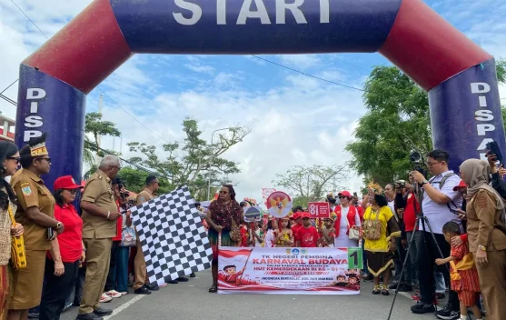 Karnaval Pelajar Mimika, 130 Sekolah Pamerkan Kreativitas Sambut HUT RI Ke-81