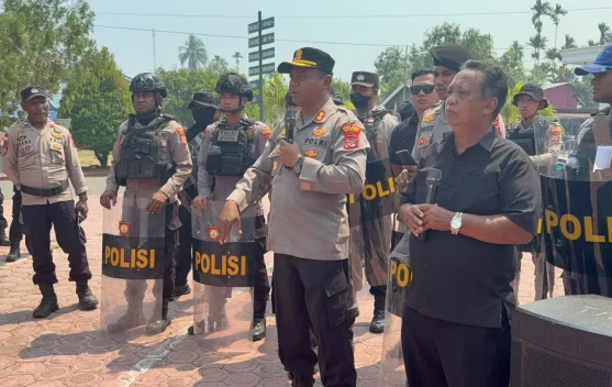 Polres Nabire Laksanakan Pengamanan dan Pelayanan di Pengadilan Negeri Nabire
