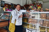 Menjaga Jati Diri Papua lewat Souvenir, Kisah Martina Deba dan ArtShop Wisata Hati