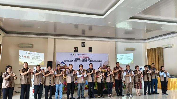 Bupati Nisel Hadiri Peluncuran Video Praktik Kurikulum Lokal