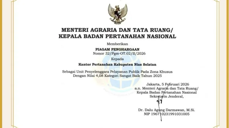 Kantah Nisel Raih Penghargaan Pelayanan Publik Zona Khusus