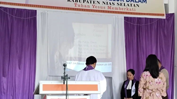 Renungan Kristen: Tuhan Berkuasa Atas Segala Hal