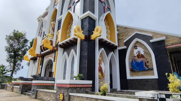 Masa Pra-Paskah, Umat Gereja Paroki Hati Kudus Yesus Telda Bahas Lima Tema