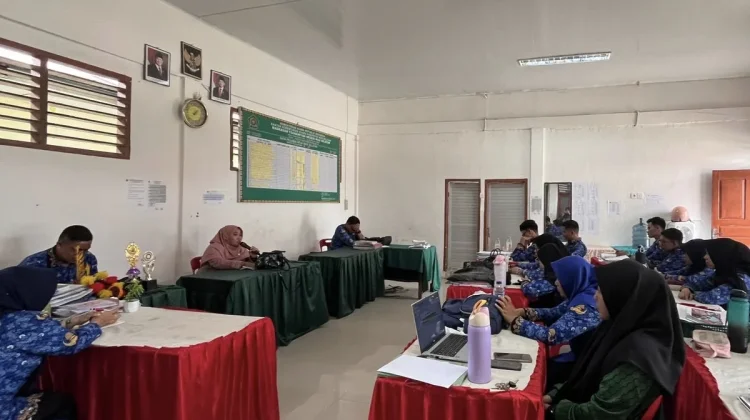 MTsN Nias Selatan Gelar Rapat Persiapan Assessmen Madrasah