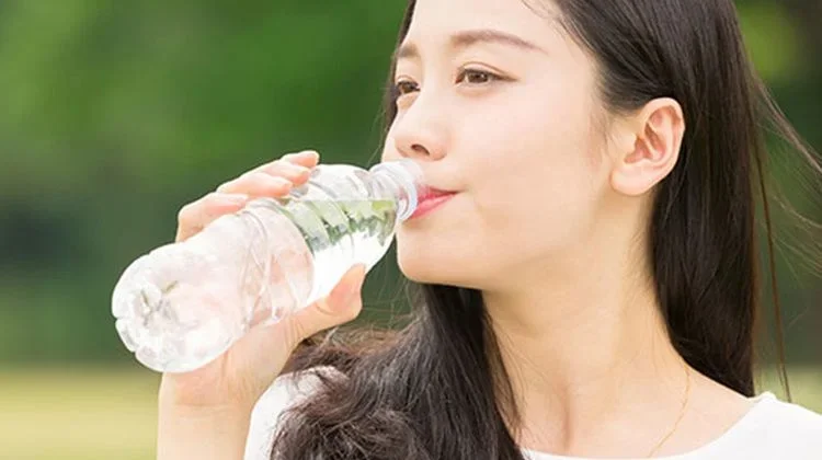 Pentingnya Konsumsi Air Putih Bagi Kesehatan Tubuh Kita