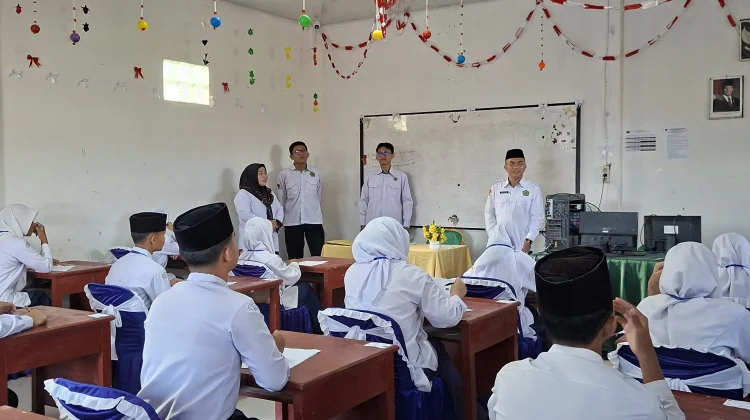 Kakan Kemenag Nisel Buka Pelaksanaan Ujian Semester Genap di MTsN